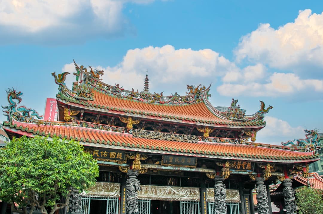 Longshan Temple